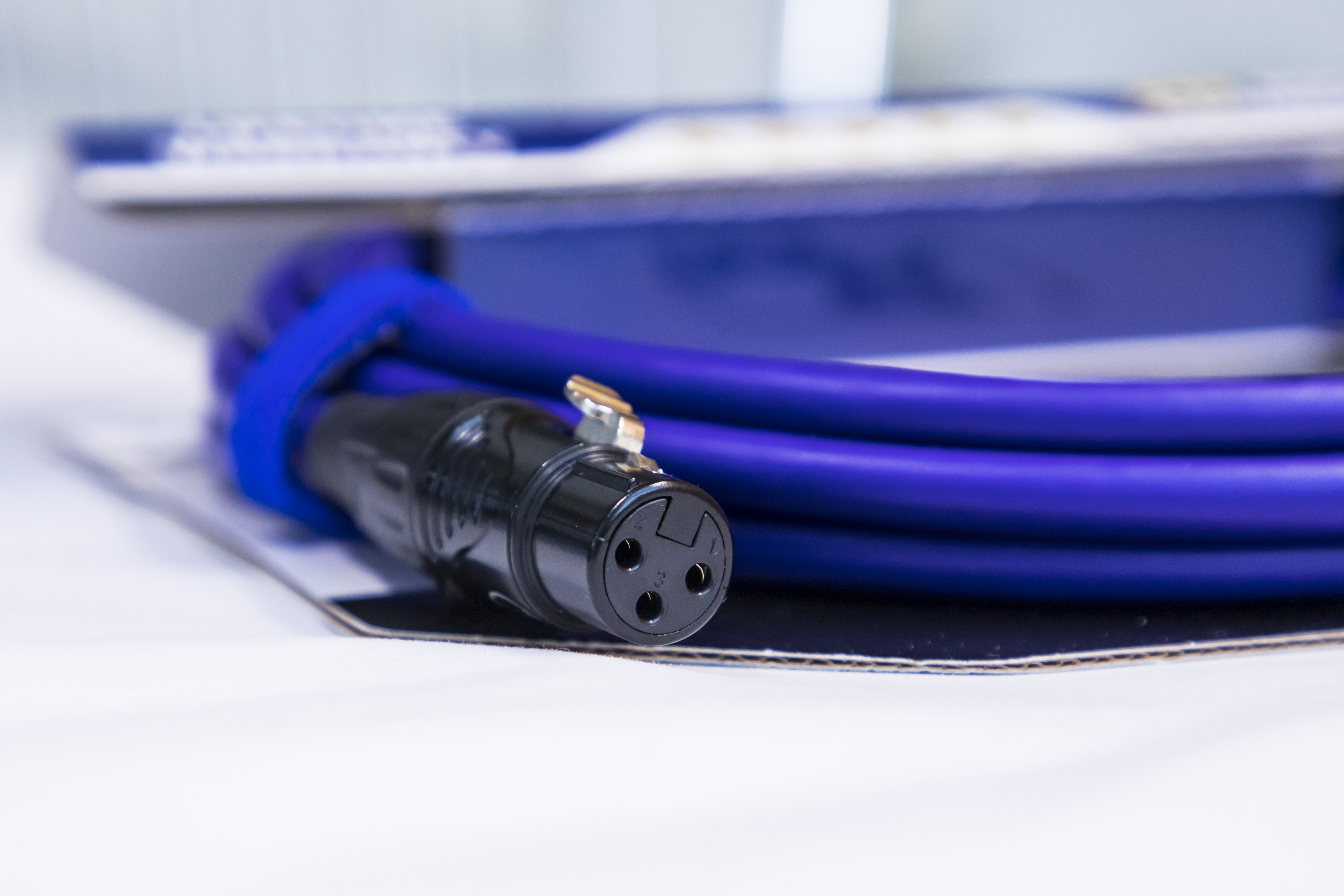 MUZKABEL XLR (мама)